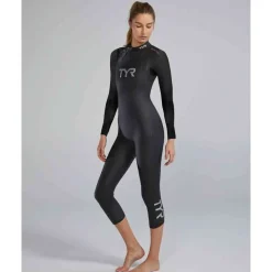 TYR Traje de neopreno de manga larga para mujer Hurricane CAT 1