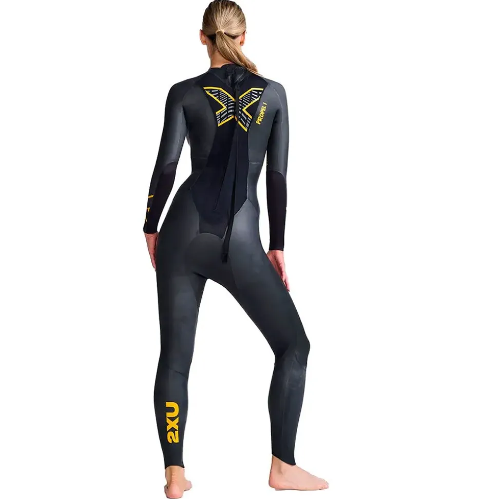2XU Traje de neopreno de manga larga para mujer Propel 1